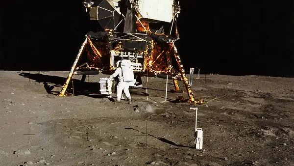 El error de cálculo que casi le cuesta a la humanidad perder la Luna