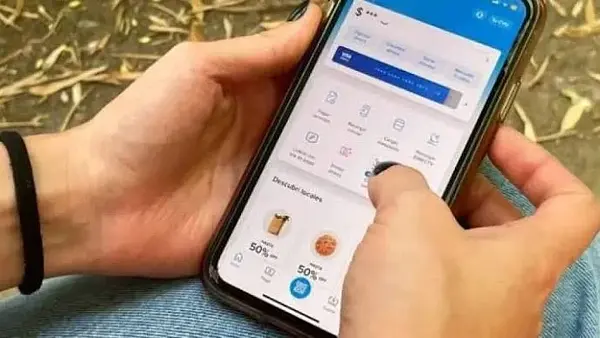 ¿Borrás la app y la deuda desaparece? La cruda realidad del crédito digital