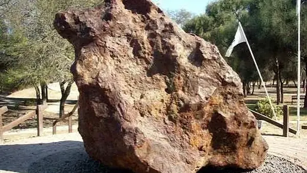 Campo del Cielo: la lluvia de meteoritos de hace 4.000 años en el Chaco y el misterioso Mesón de Fierro que desapareció